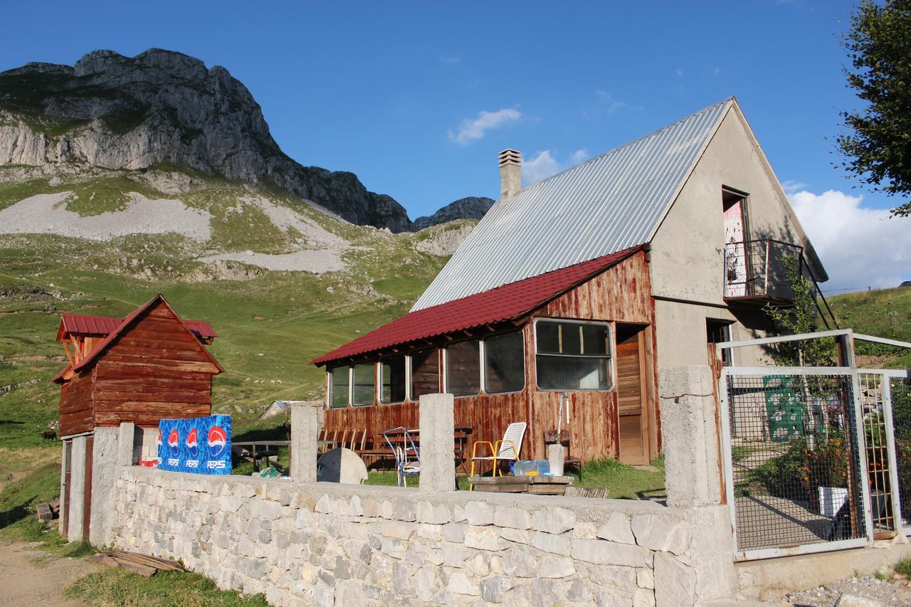 科拉欣 Rural Household Minic - Kapetanovo Jezero旅舍 外观 照片