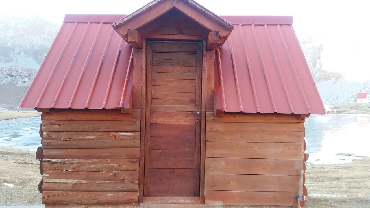 科拉欣 Rural Household Minic - Kapetanovo Jezero旅舍 外观 照片